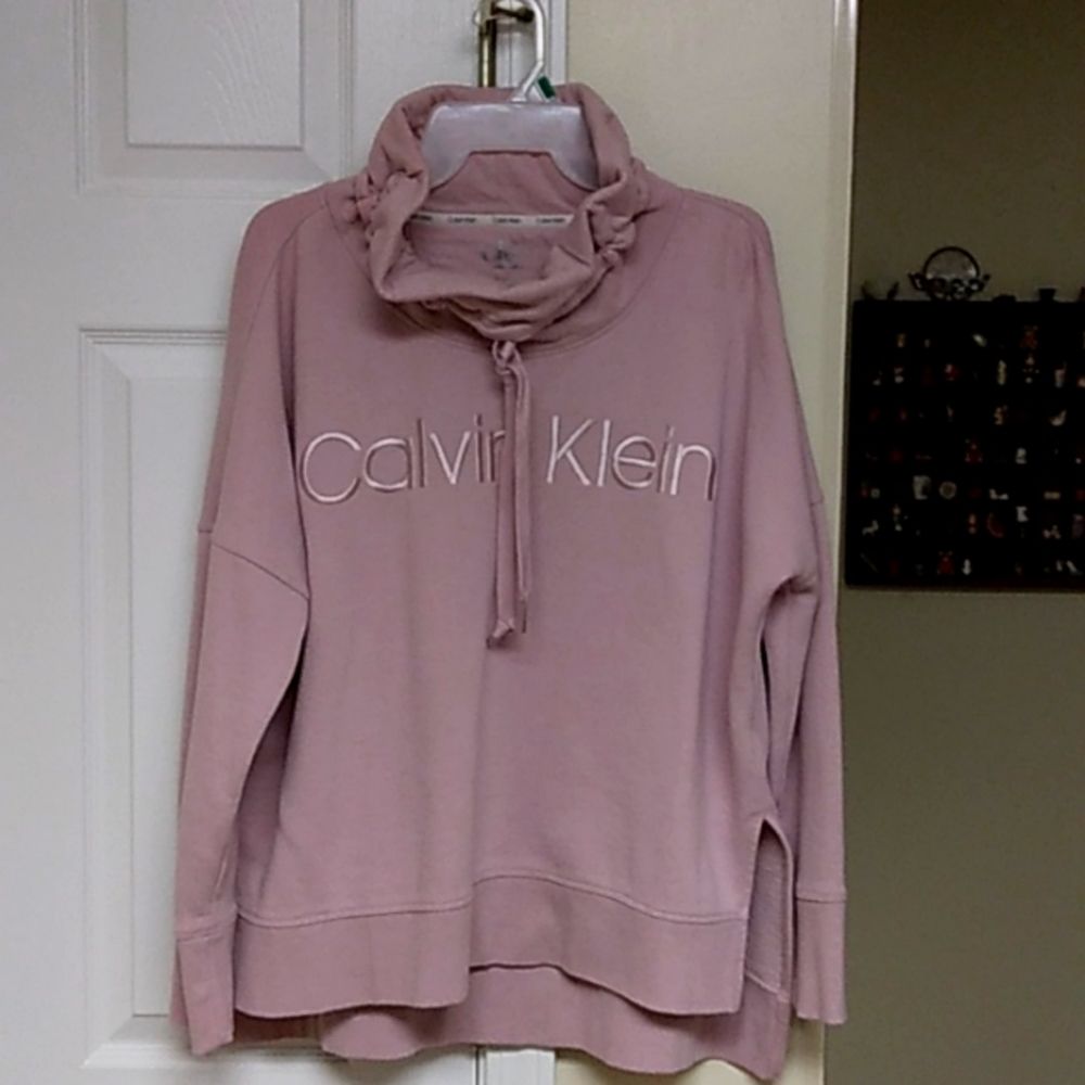 Good looking Pullover Sweatshirt